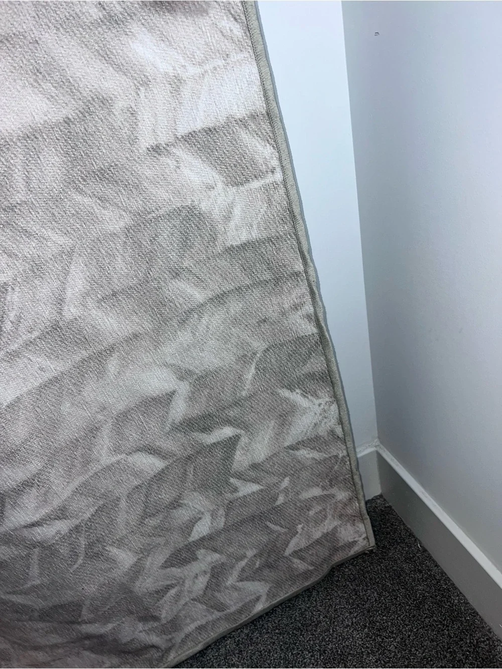RUGGABLE RUG Neutral Geometric Area Rug - Light Gray & Ivory
